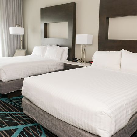 Holiday Inn Express & Suites - Charlotte Airport, An Ihg Hotel Екстер'єр фото